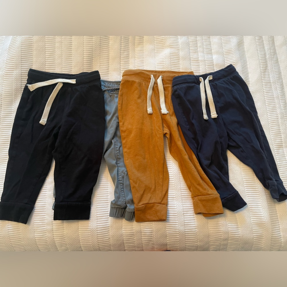 Bundle of old navy sweatpants and joggers | 12 - 18 months